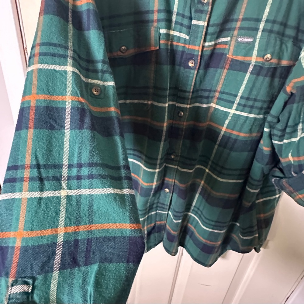 Columbia Green Plaid Button-Up Shirt - Picture 12 of 13